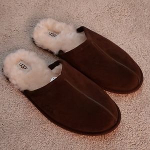 NWT mens UGG slippers